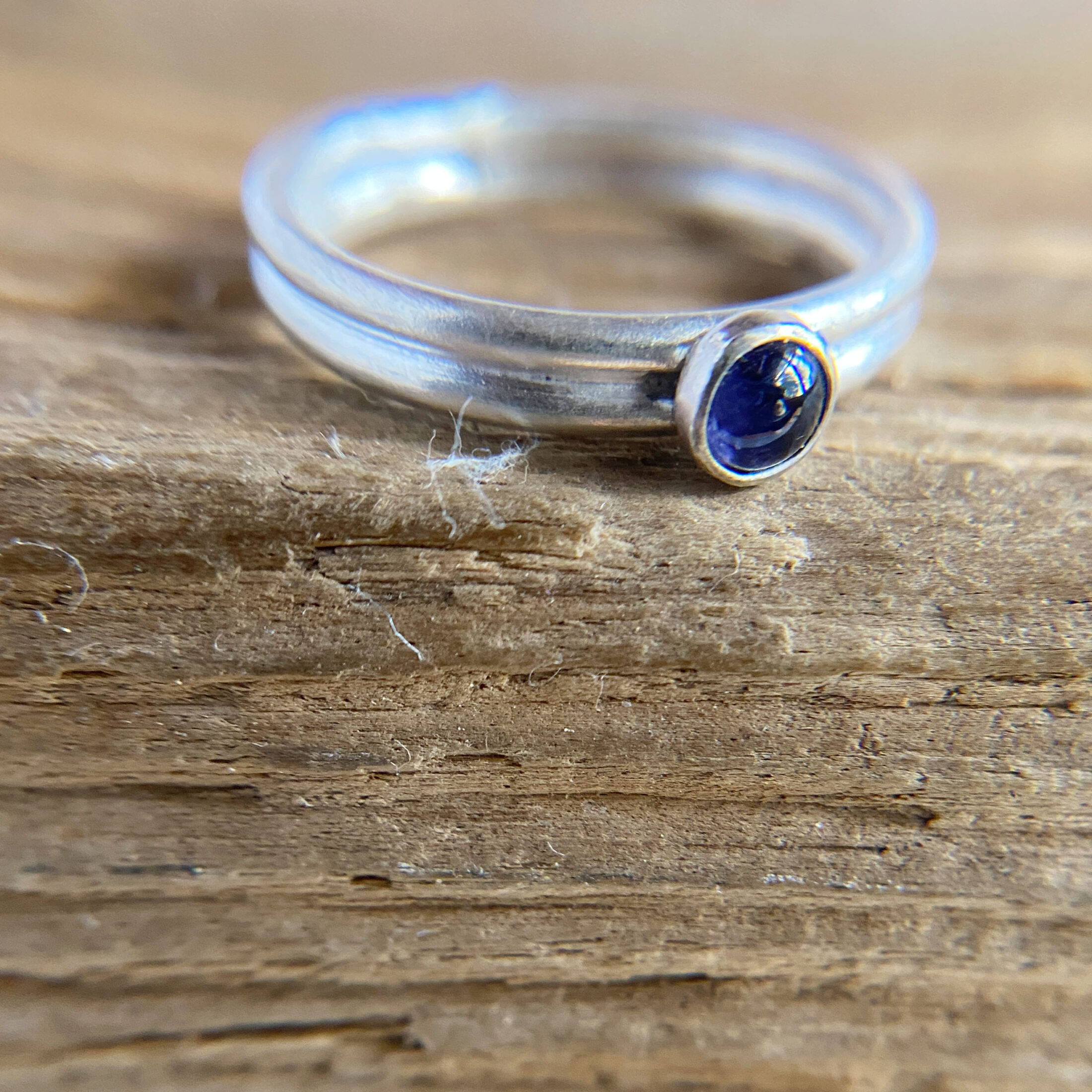 Iolite Double Band Trillion Ring | Filosophy